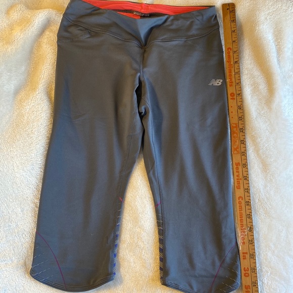 New Balance Running Capris - Picture 1 of 8